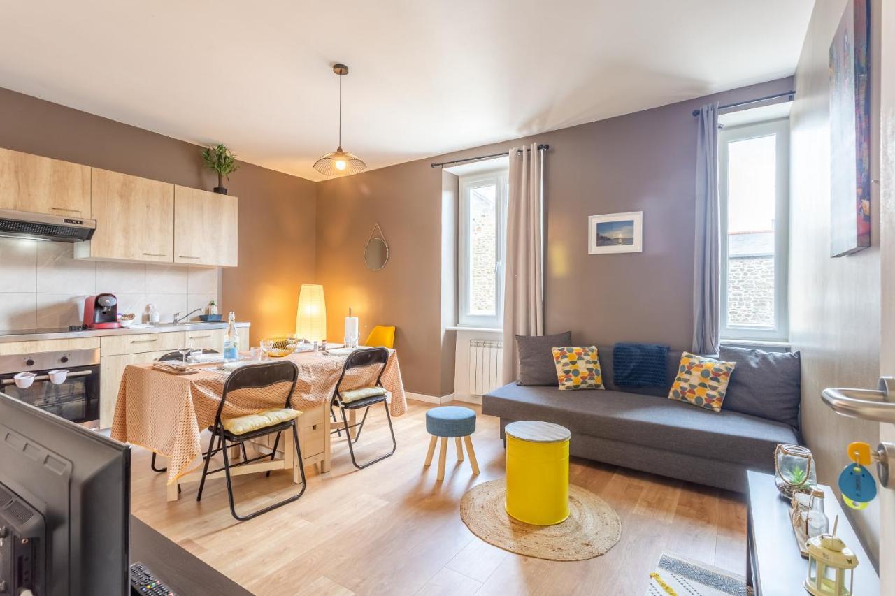 La Colombanaise Apartment *